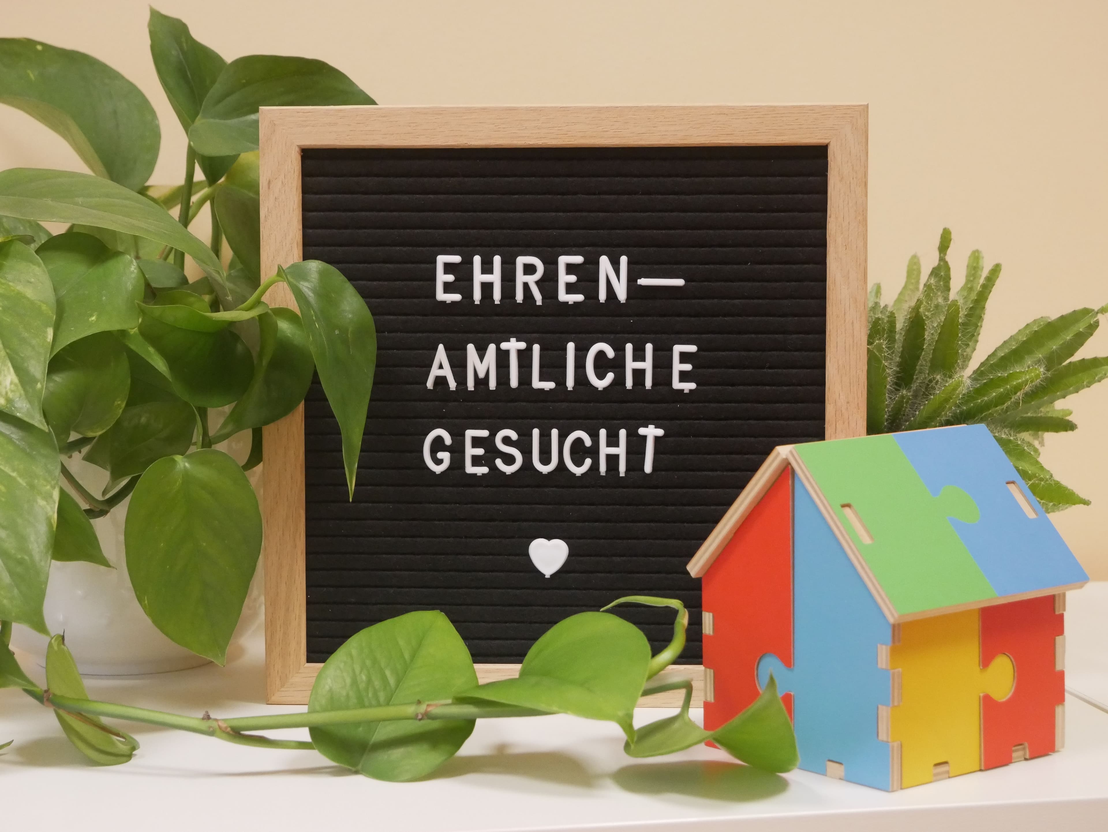 Ehrenamtliche Helfer für Demenzcafé gesucht