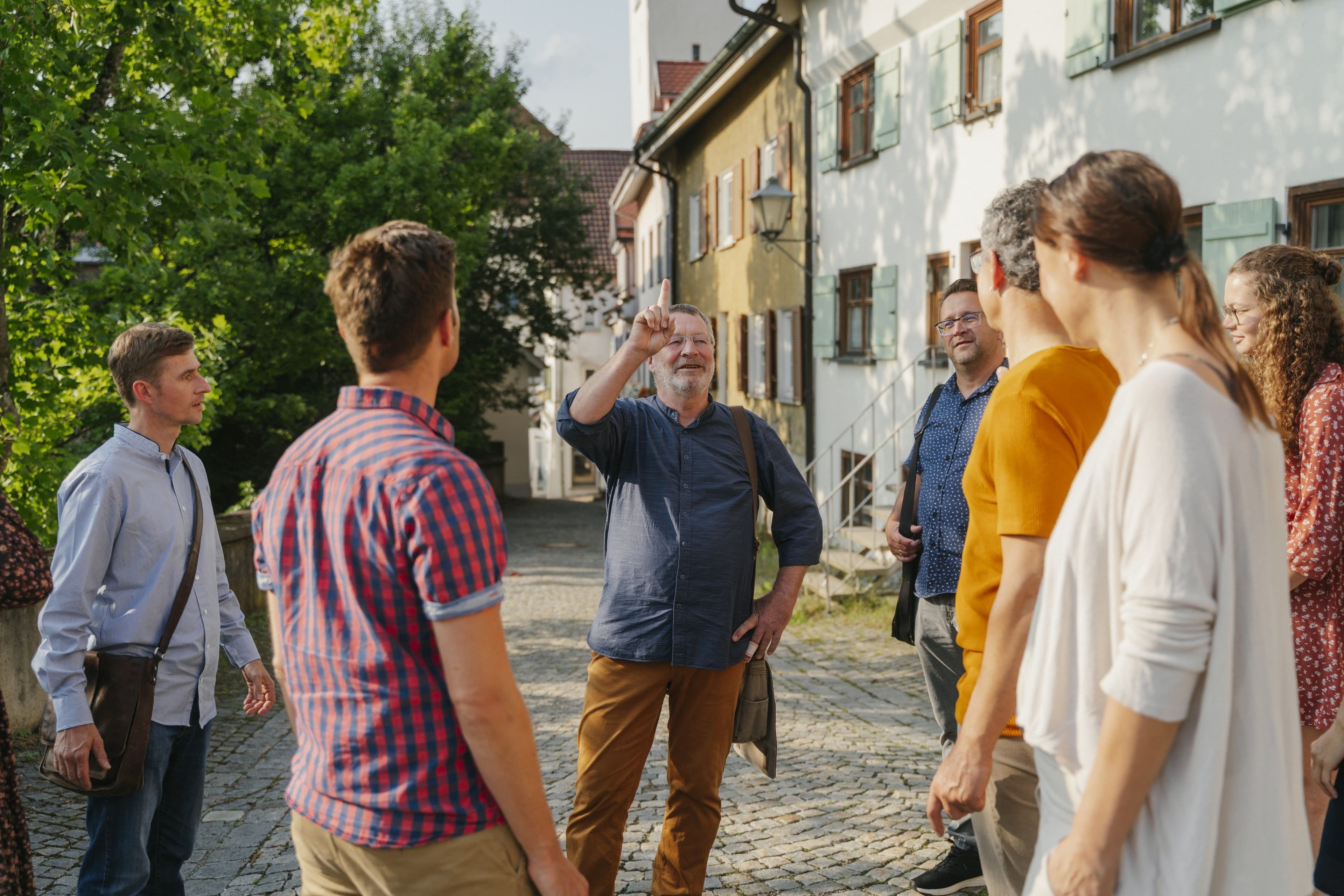 Entdecken Sie die Geheimnisse der Leutkircher Altstadt: Eine geführte Tour durch die Geschichte