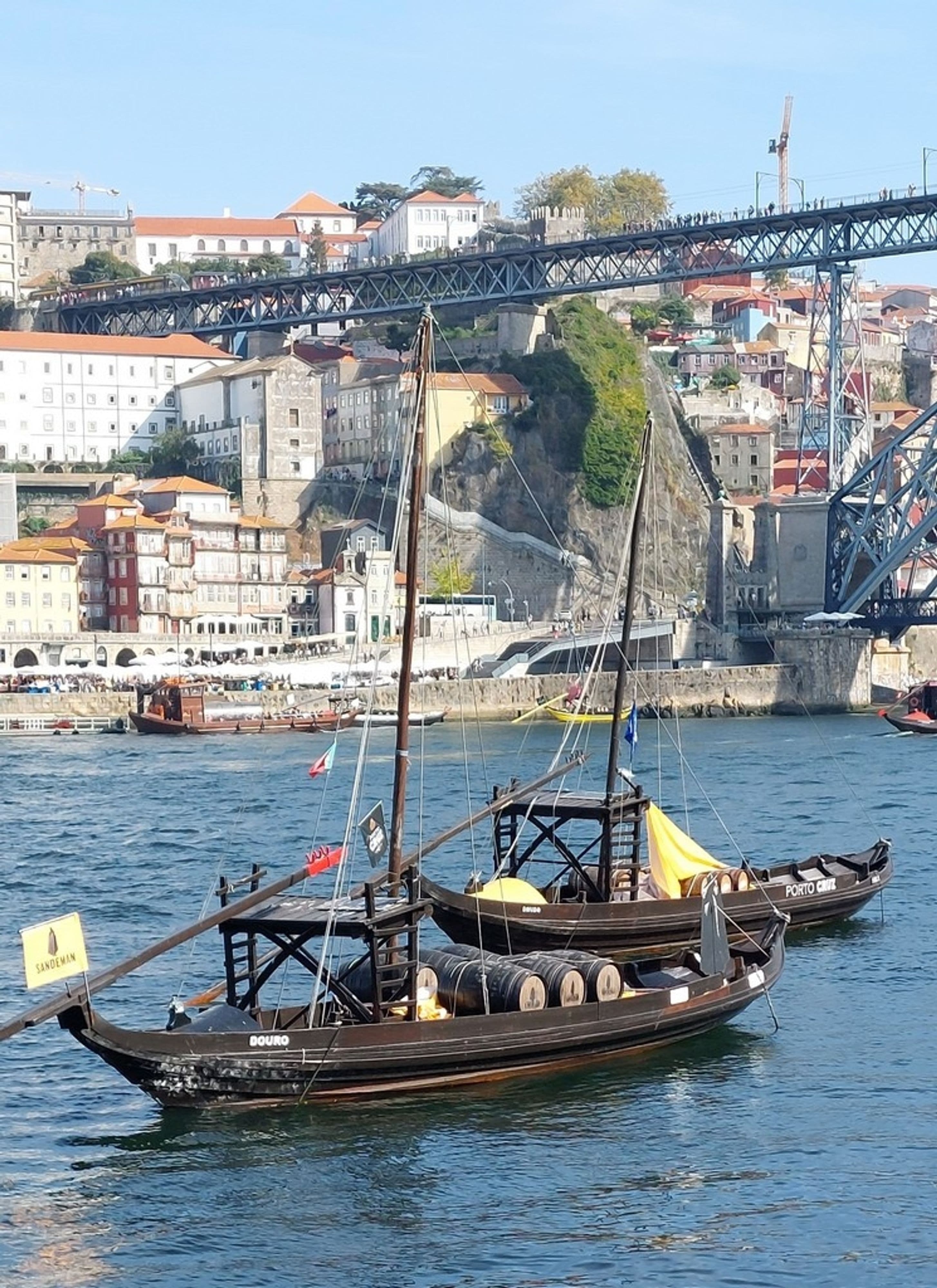 Entdecken Sie die Magie des Douro: Ein Filmabend mit Bernd Tacke