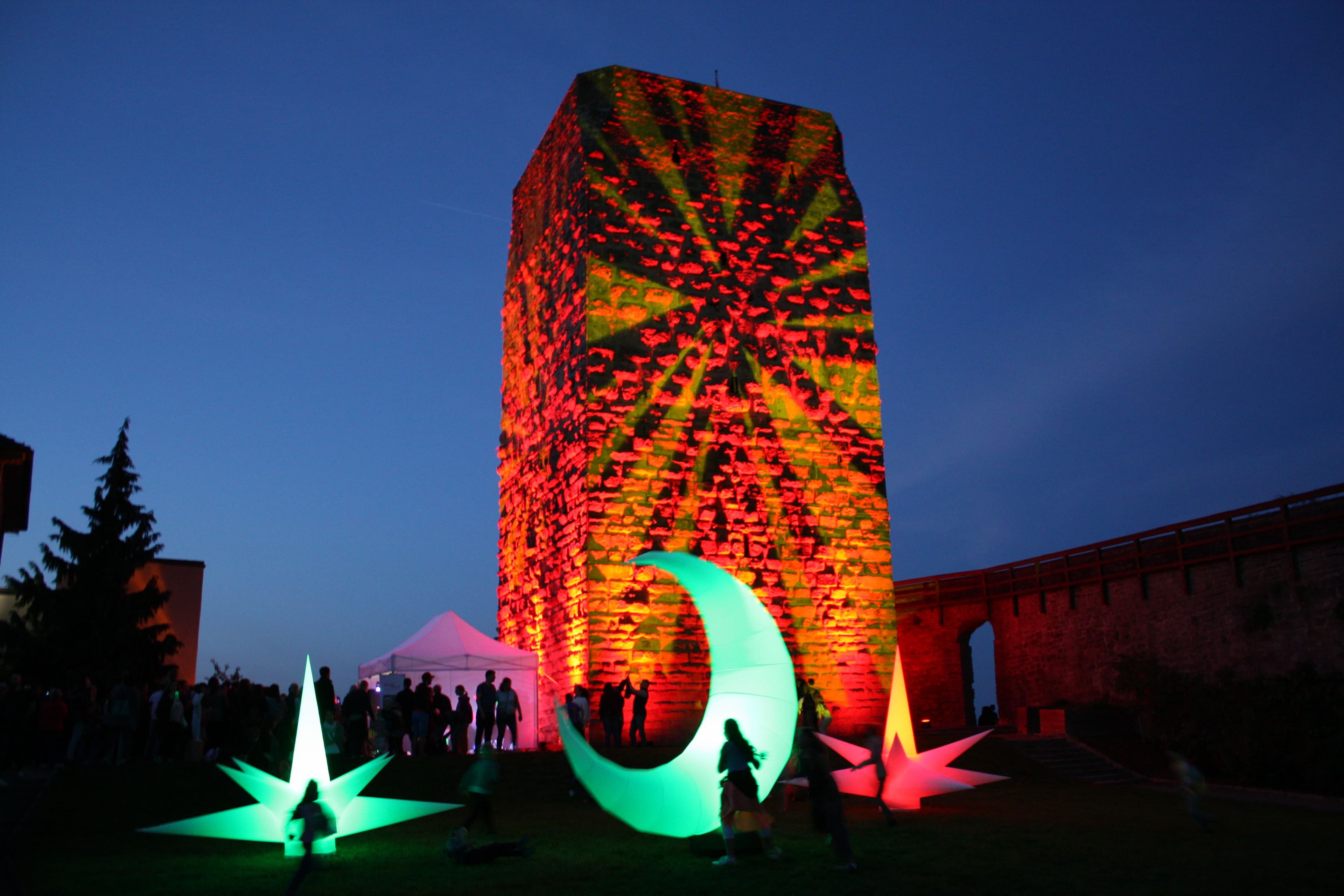 Erleben Sie die magische Nacht der Kunst in Bad Wimpfen