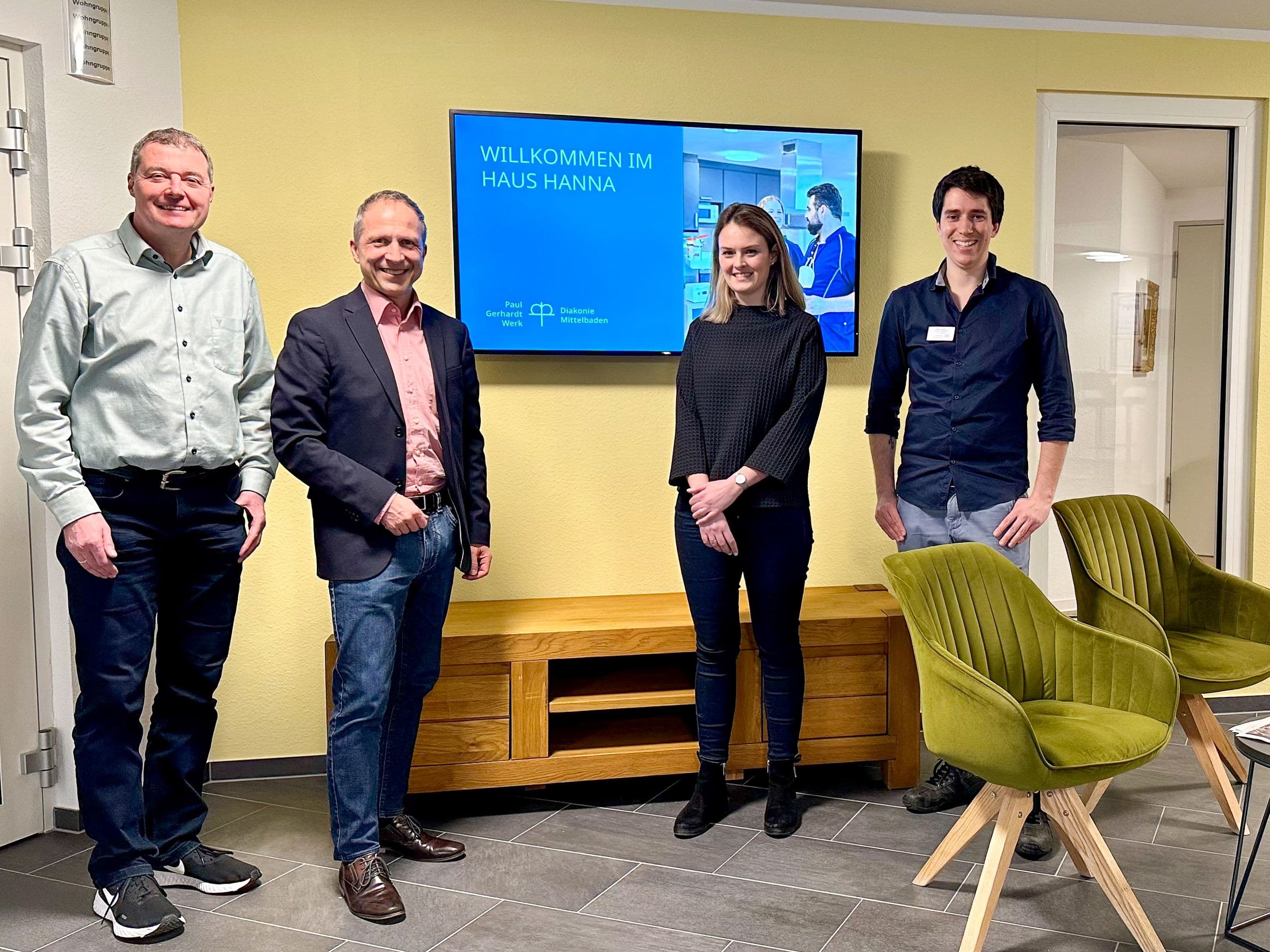 Innovative Pflegekonzepte und generationenübergreifende Begegnungen bei Besuch von Bürgermeister Kaiser im Pflegeheim „Haus Hanna“