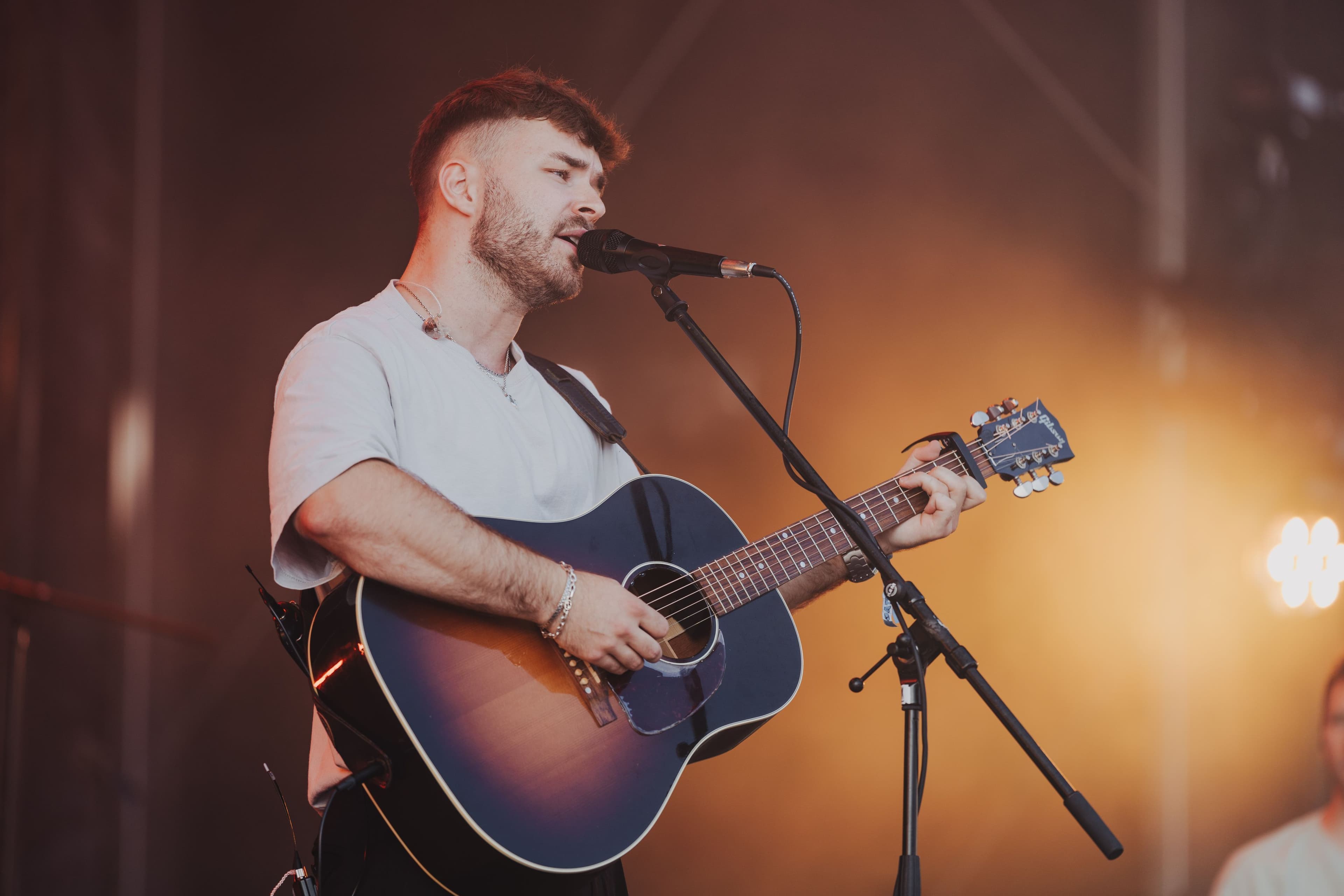 Julian Pförtner live am Roten Turm