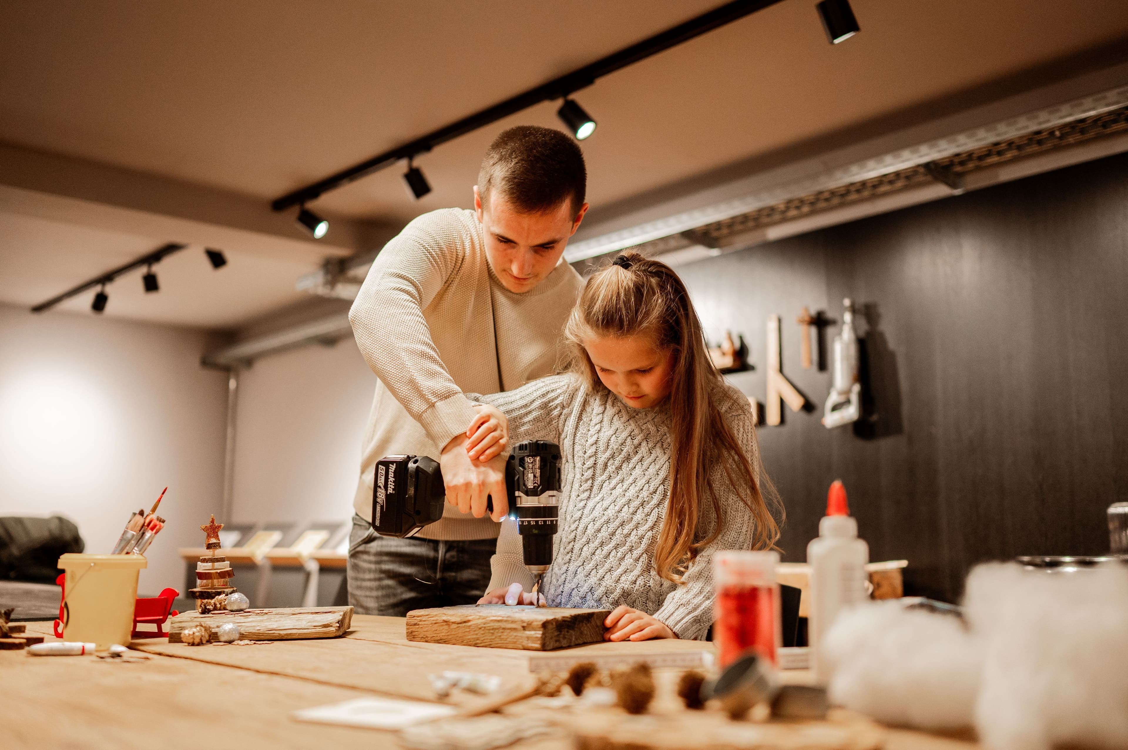 Kreative Advents-Workshops für Kinder in Ravensburg