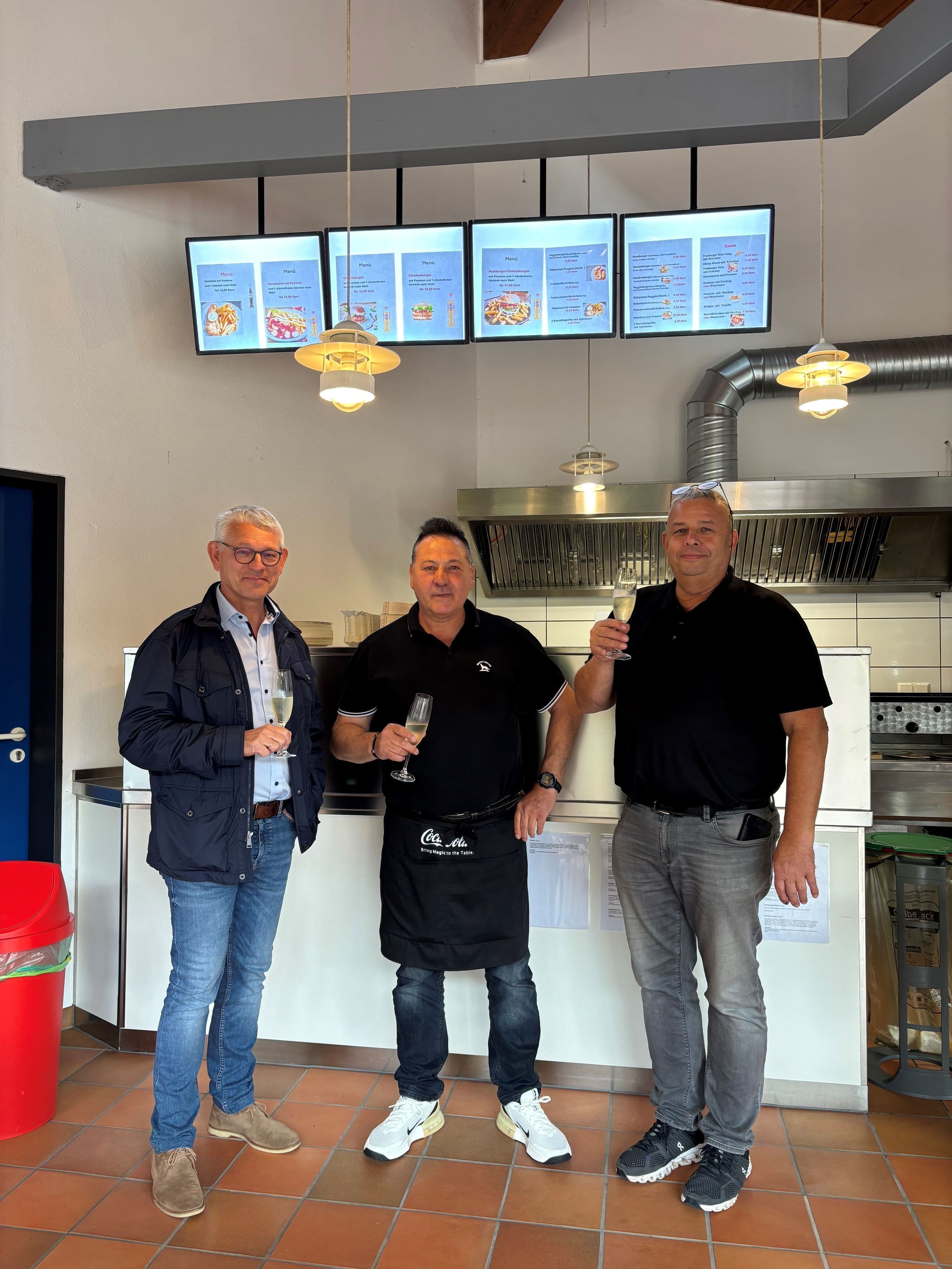 Kurzmitteilung: Neue Cafeteria im Freizeitbad Oppenau