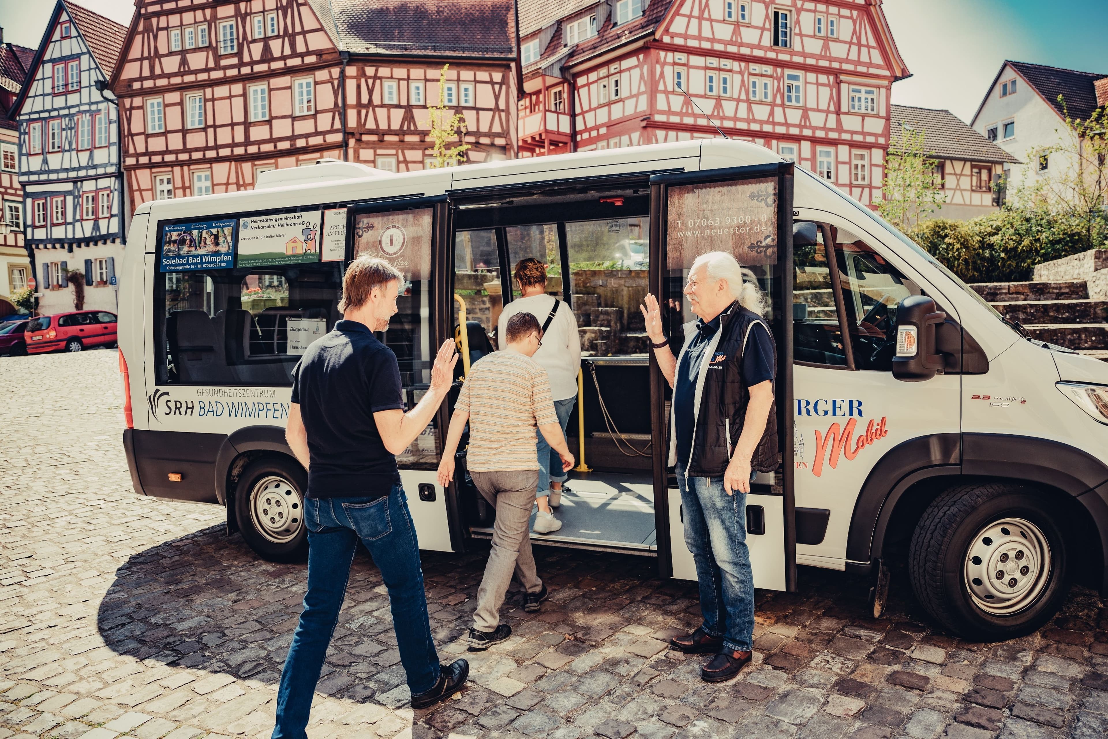 Kurzmitteilung: Stadtrundfahrt mit dem Bürgerbus am 25. April